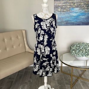 Loft Navy Floral Dress, A Line. Size 6. NWT